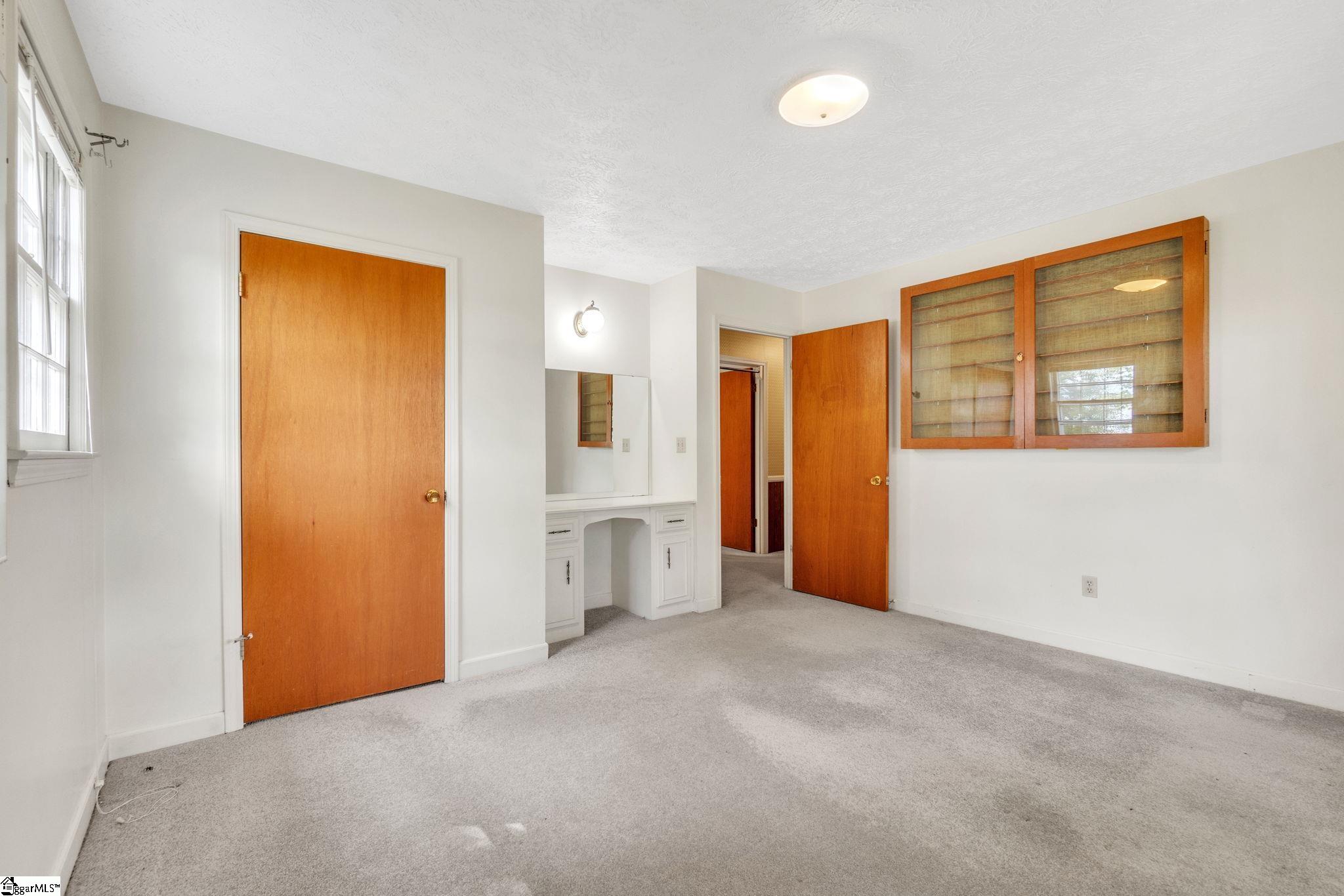 106 Chestnut Drive