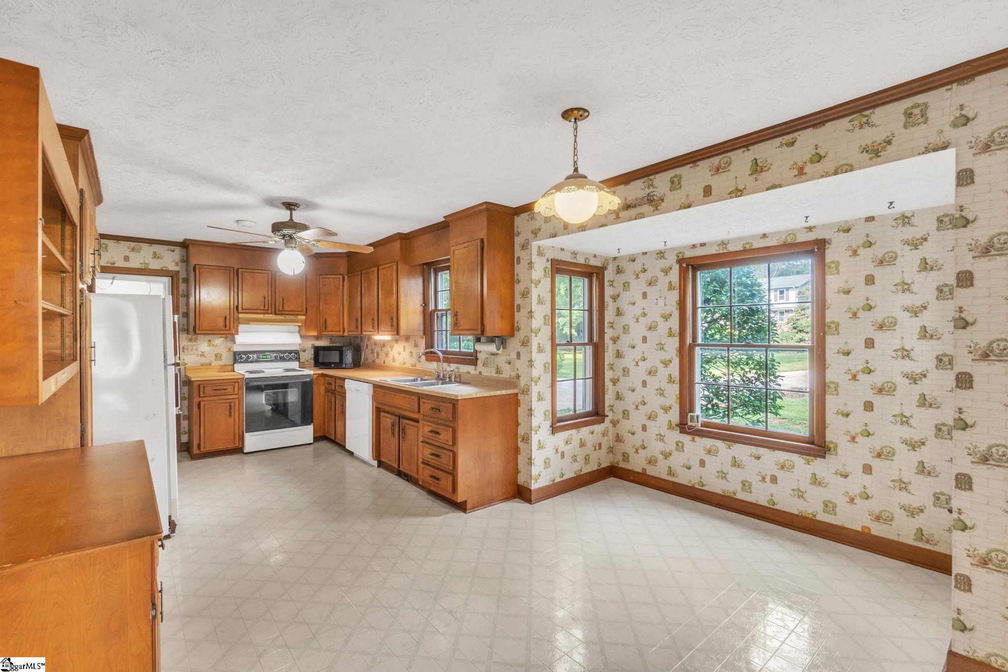 106 Chestnut Drive