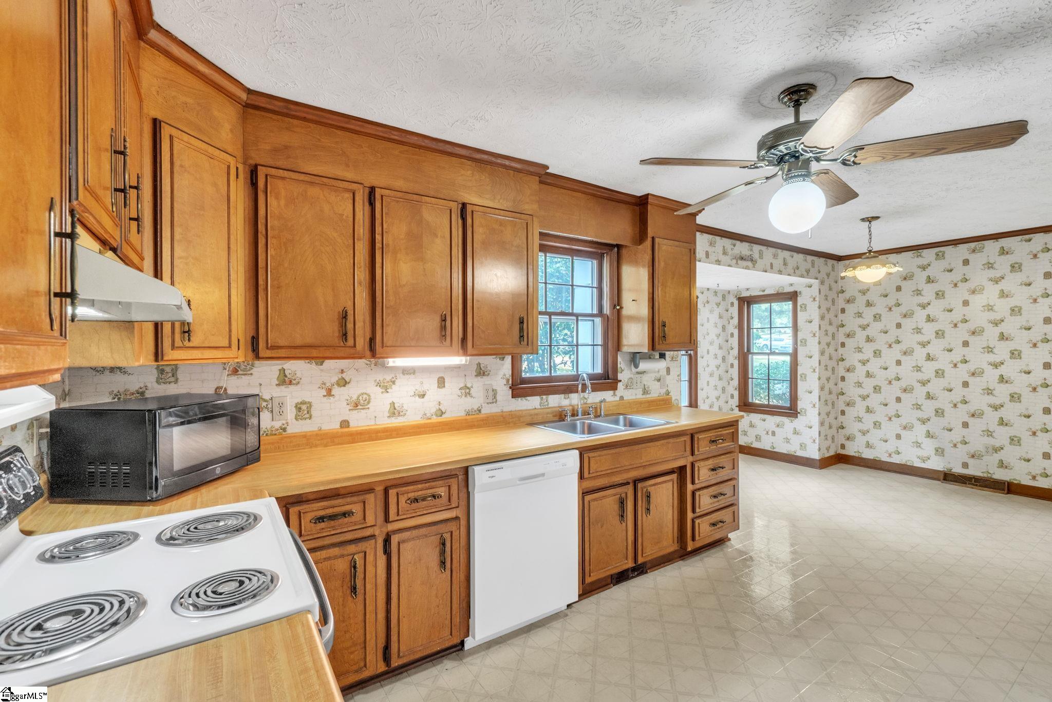 106 Chestnut Drive