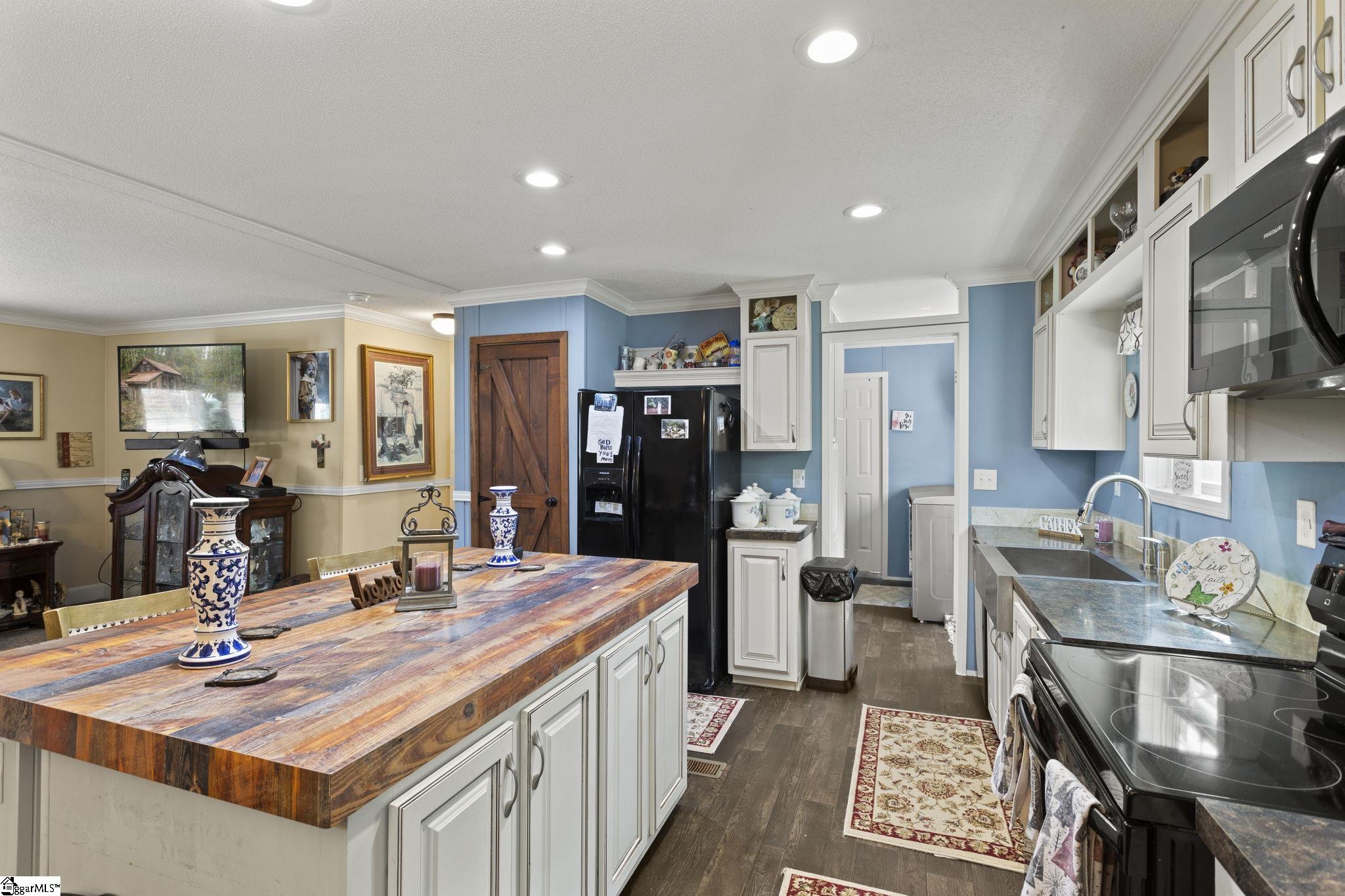 111 Camelot Drive
