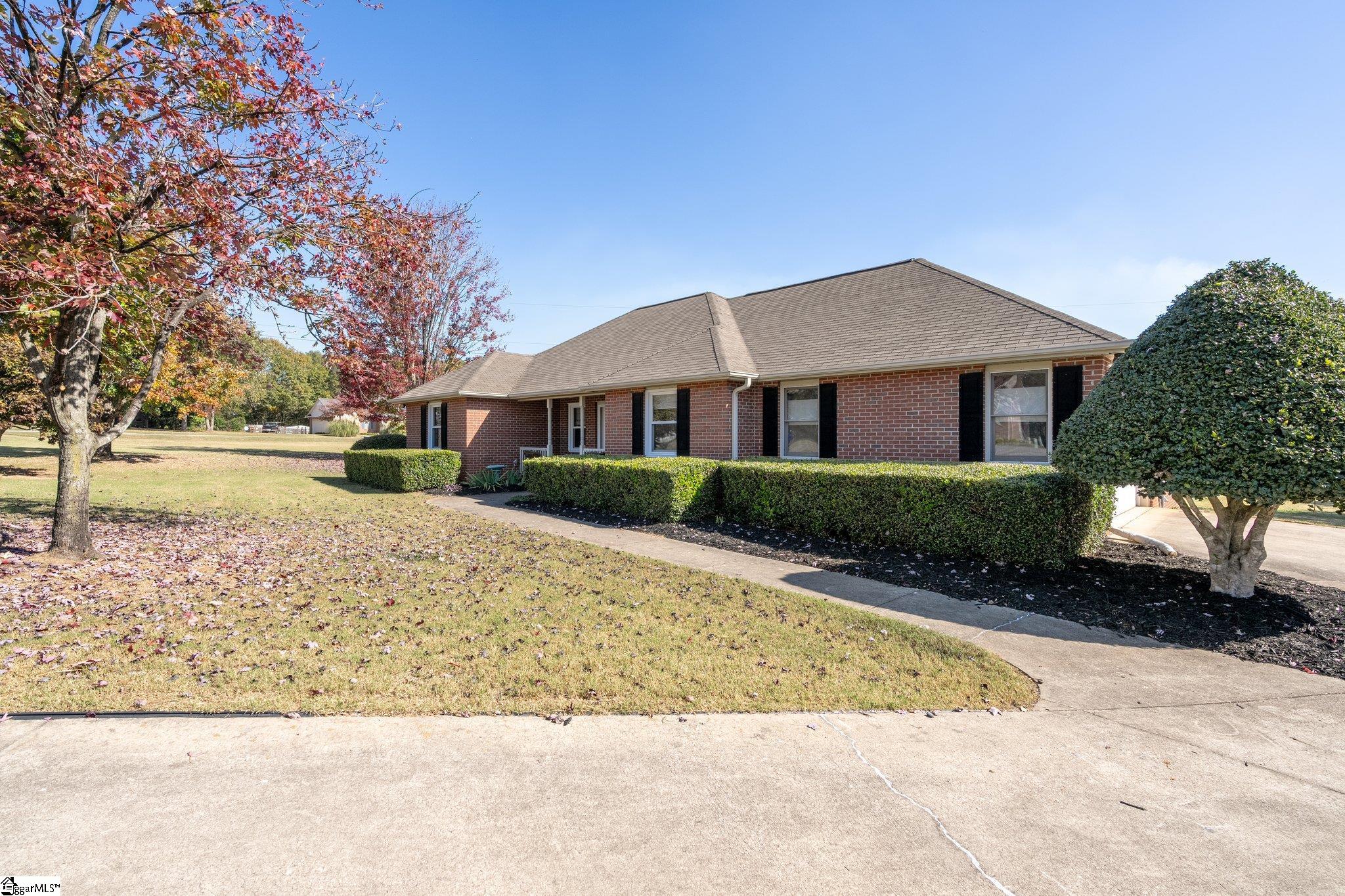 109 Ashlawn Court