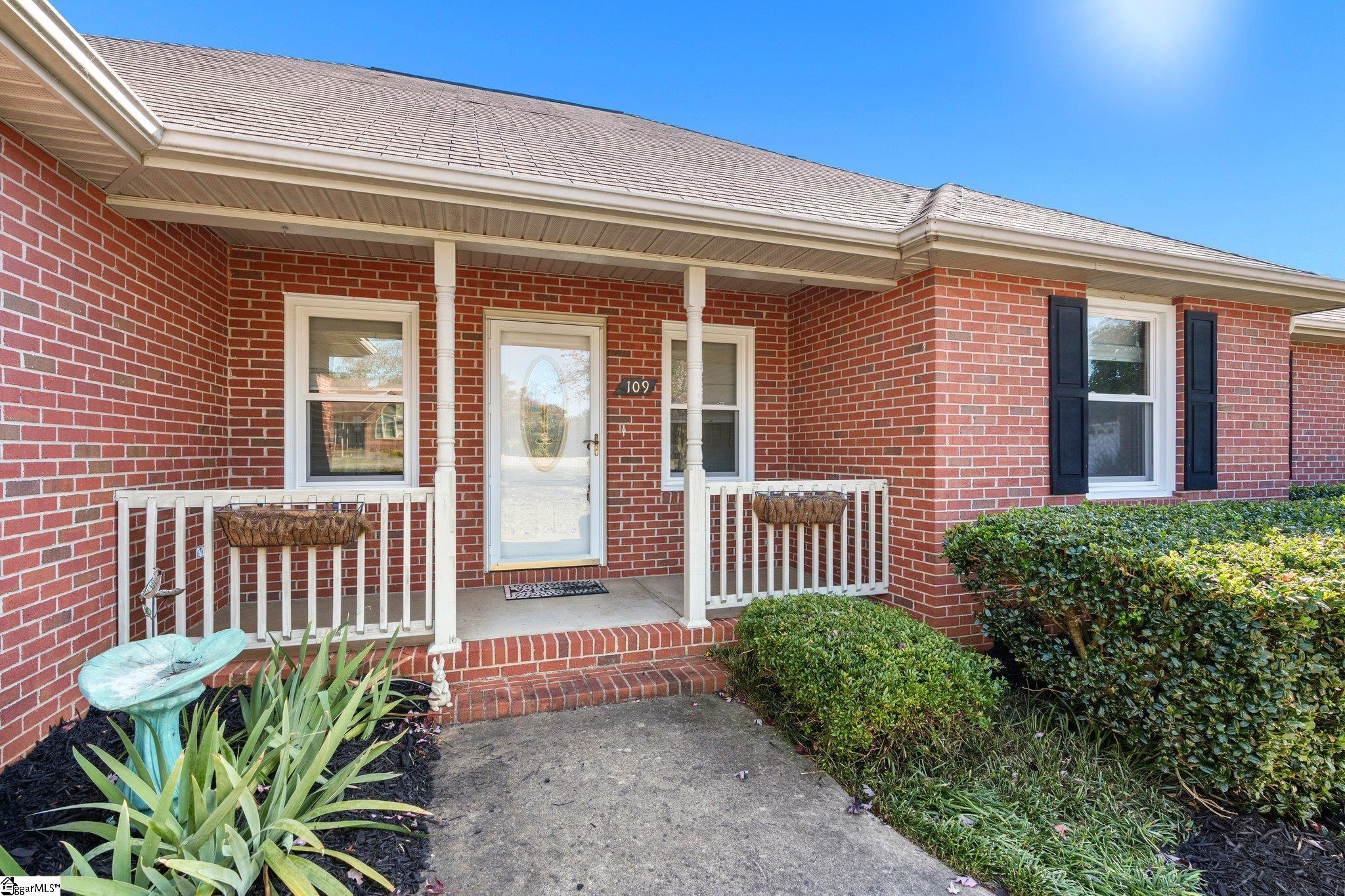 109 Ashlawn Court