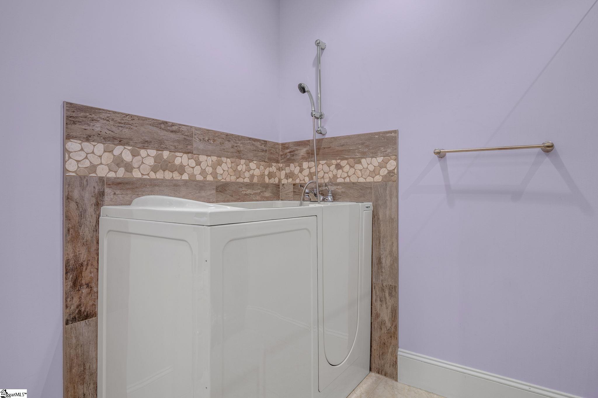 19 Merritt View Terrace