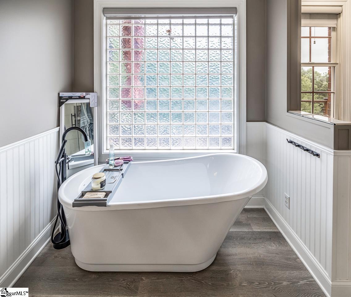 455 Harbour View Drive