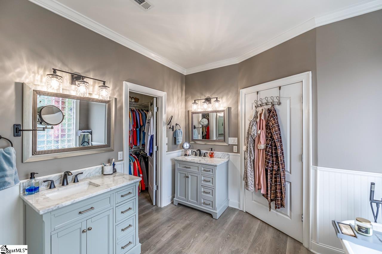 455 Harbour View Drive