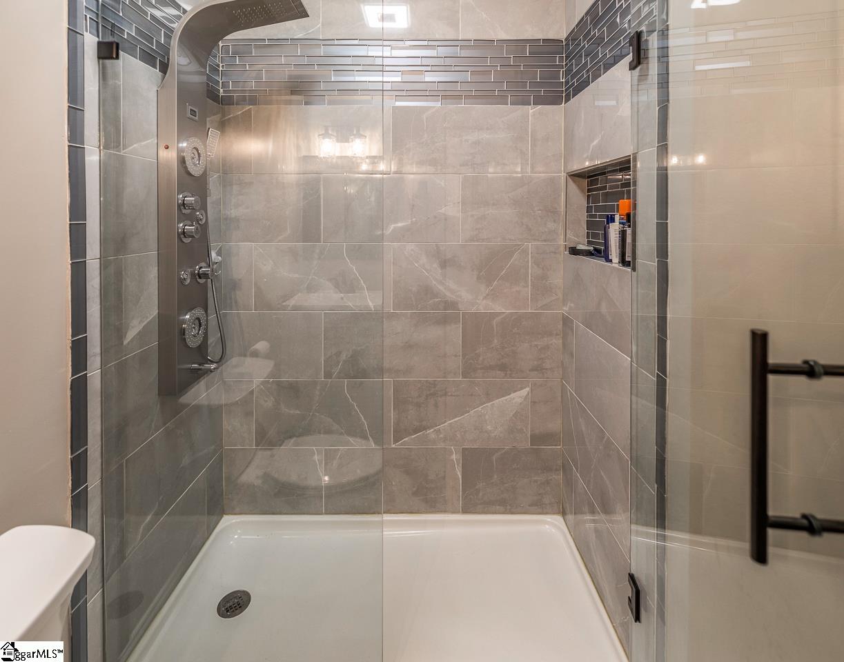 455 Harbour View Drive