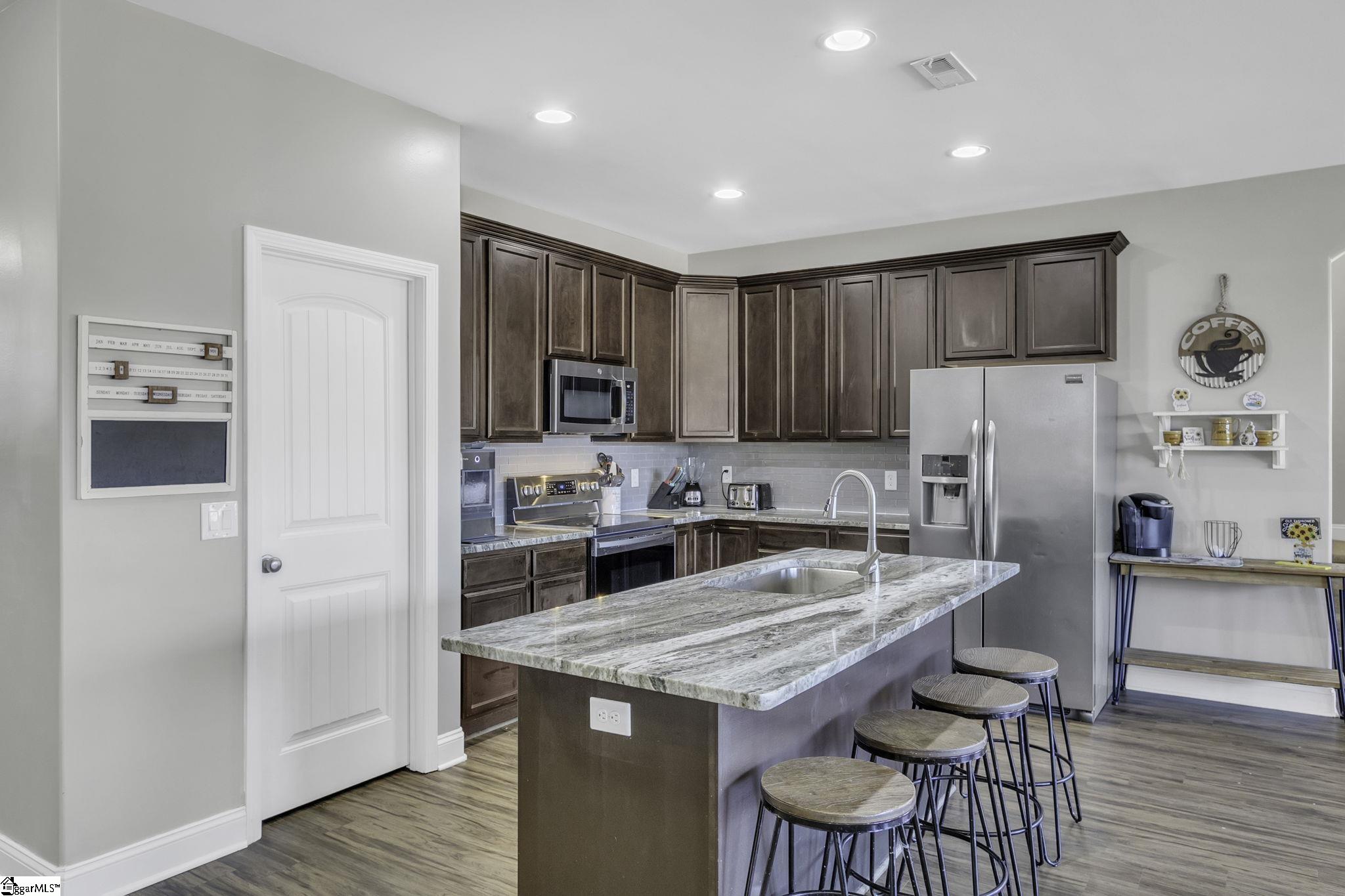 412 Golden Amber Lane