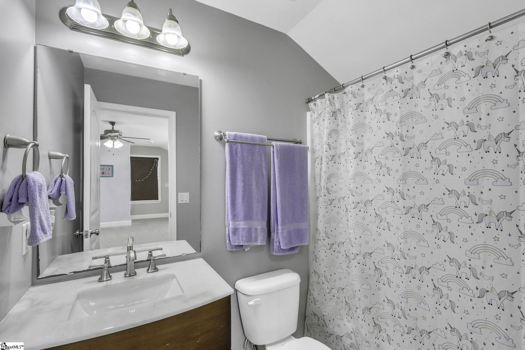 412 Golden Amber Lane