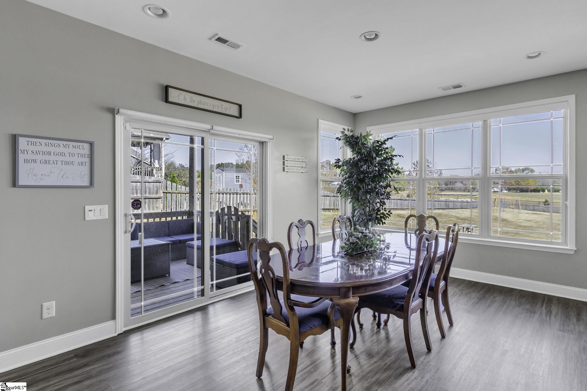 412 Golden Amber Lane