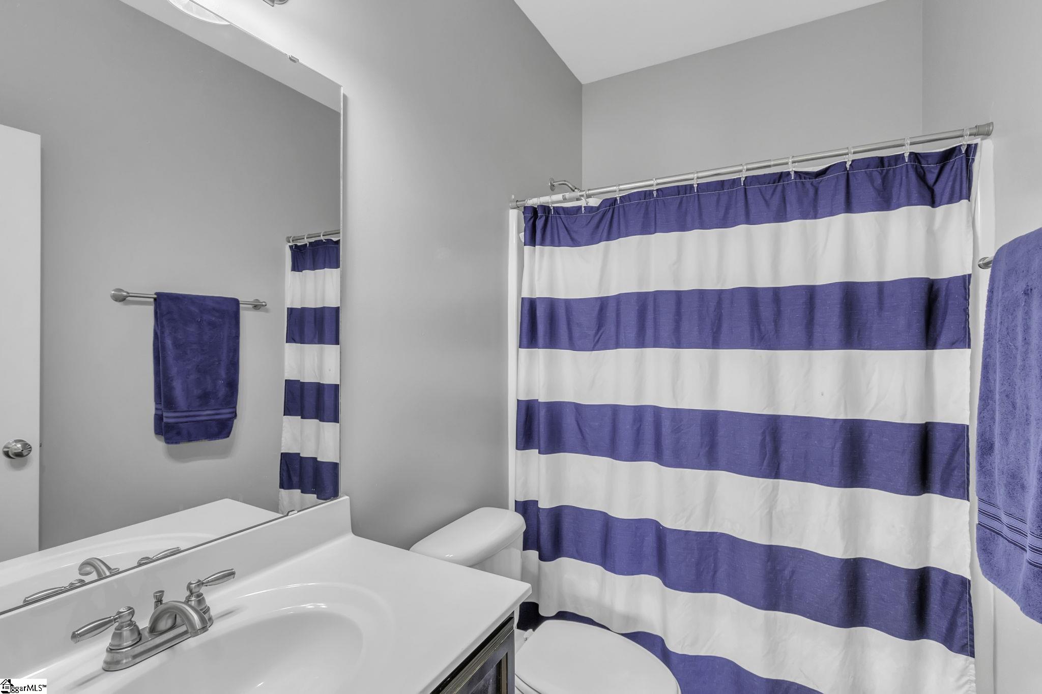 412 Golden Amber Lane