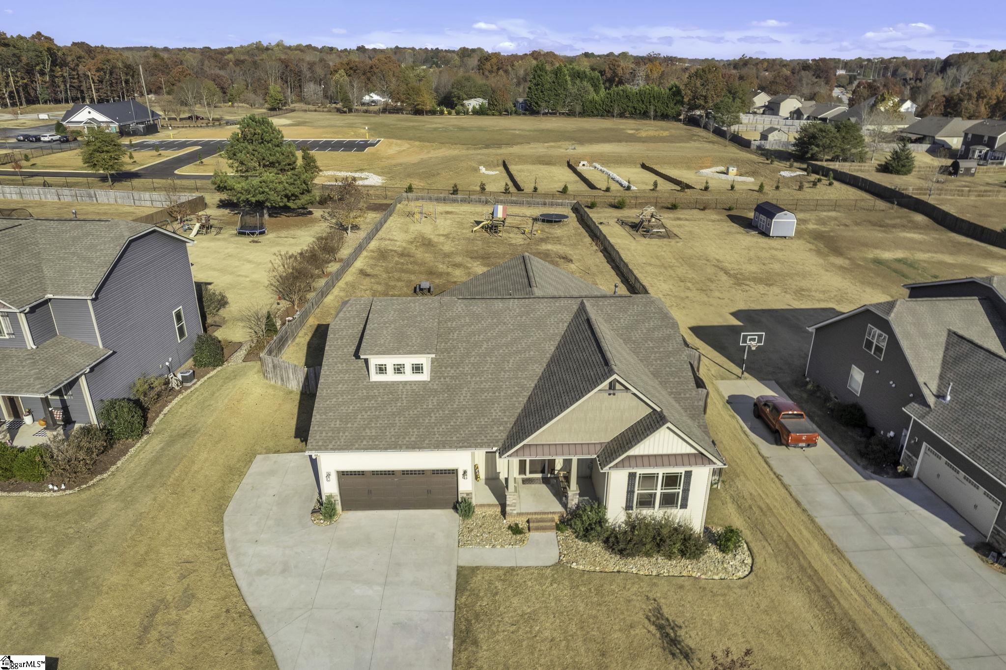 412 Golden Amber Lane