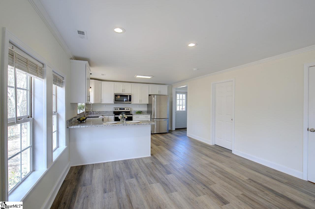 502 Fleetwood Drive