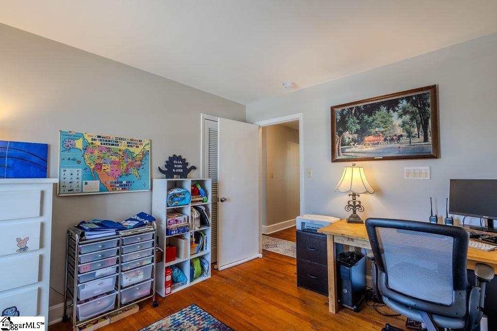 219 Fieldcrest Lane