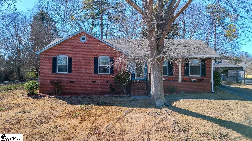 219 Fieldcrest Lane