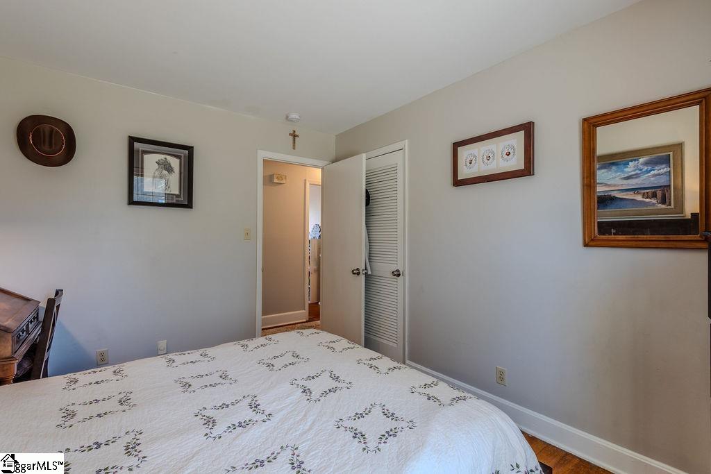 219 Fieldcrest Lane