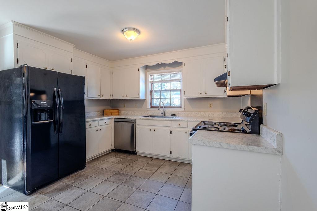 219 Fieldcrest Lane