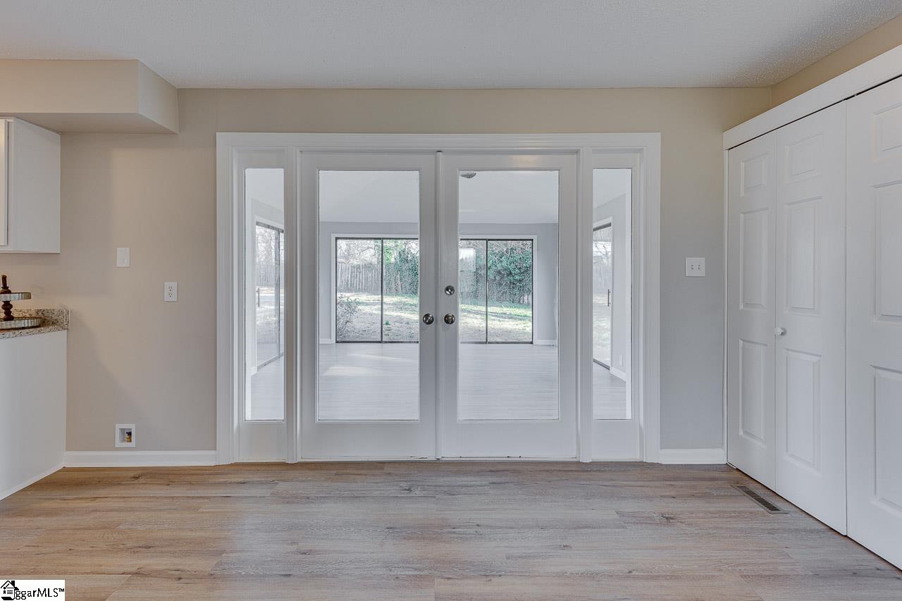 113 Forestdale Drive