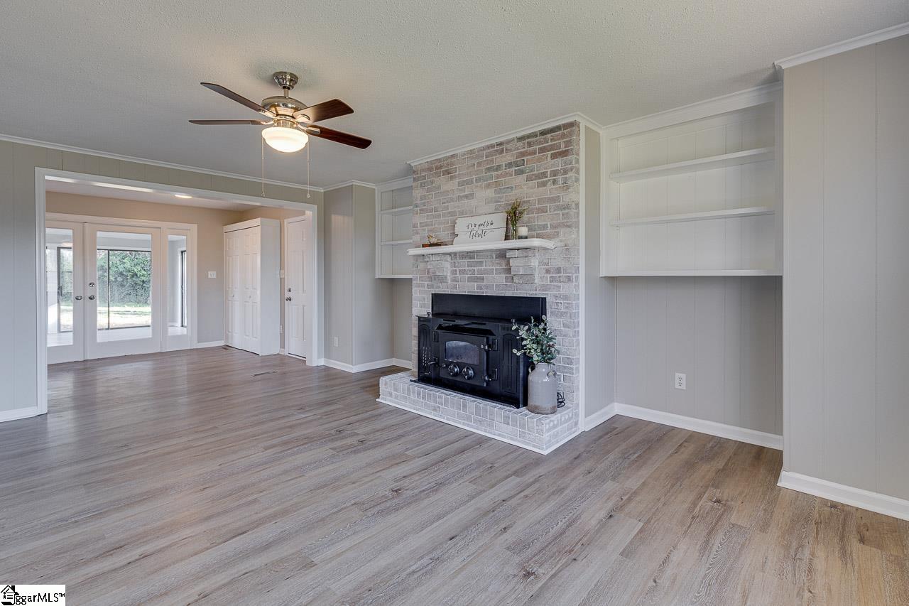 113 Forestdale Drive