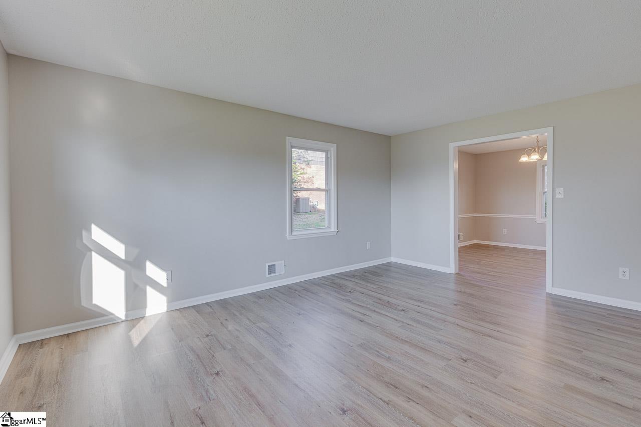 113 Forestdale Drive