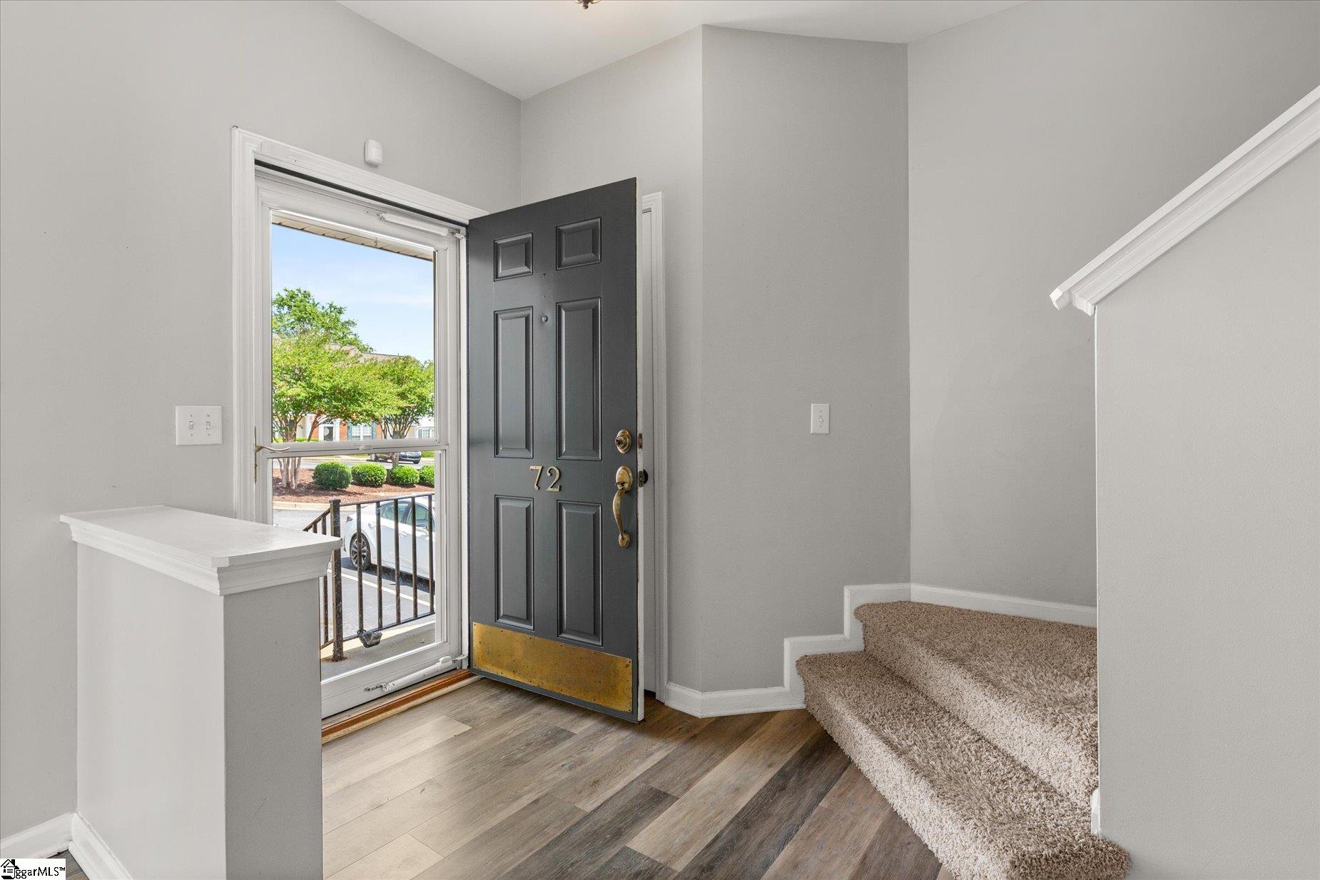 72 Spring Crossing Circle