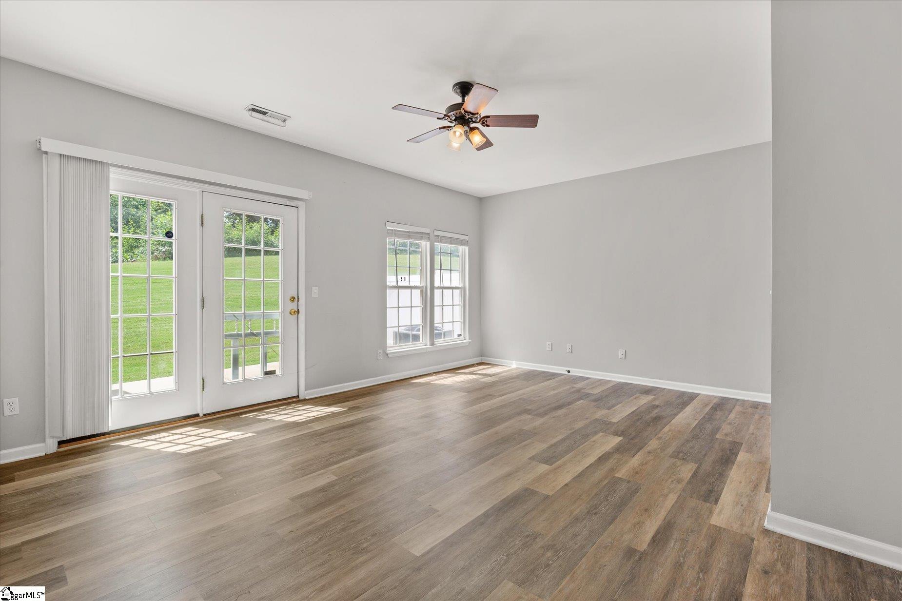 72 Spring Crossing Circle