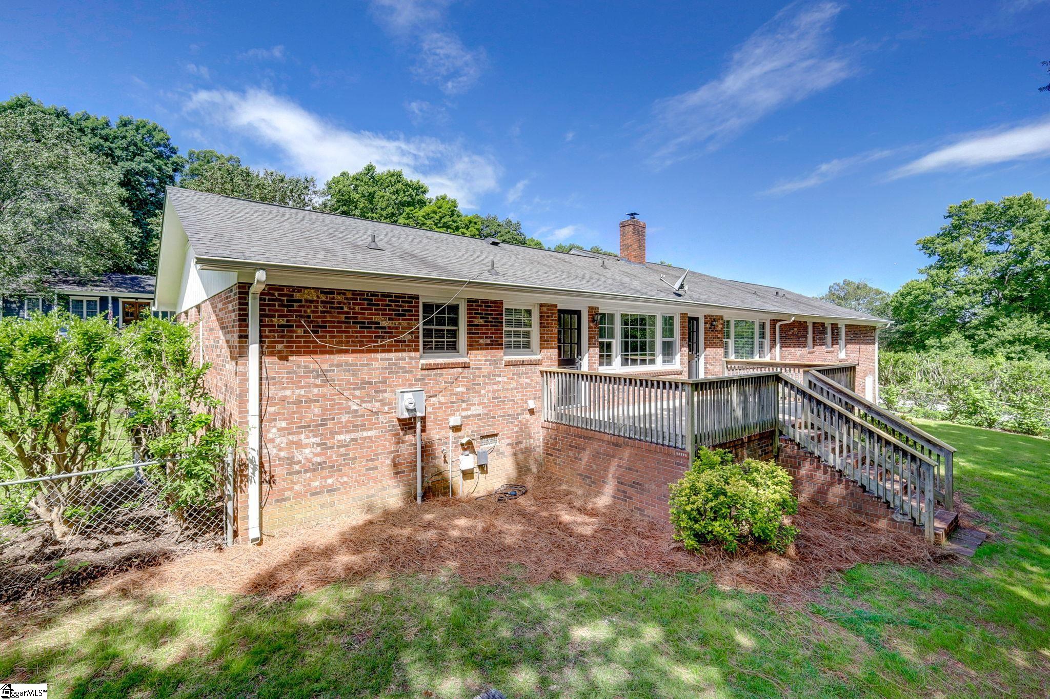 101 Hitching Post Lane