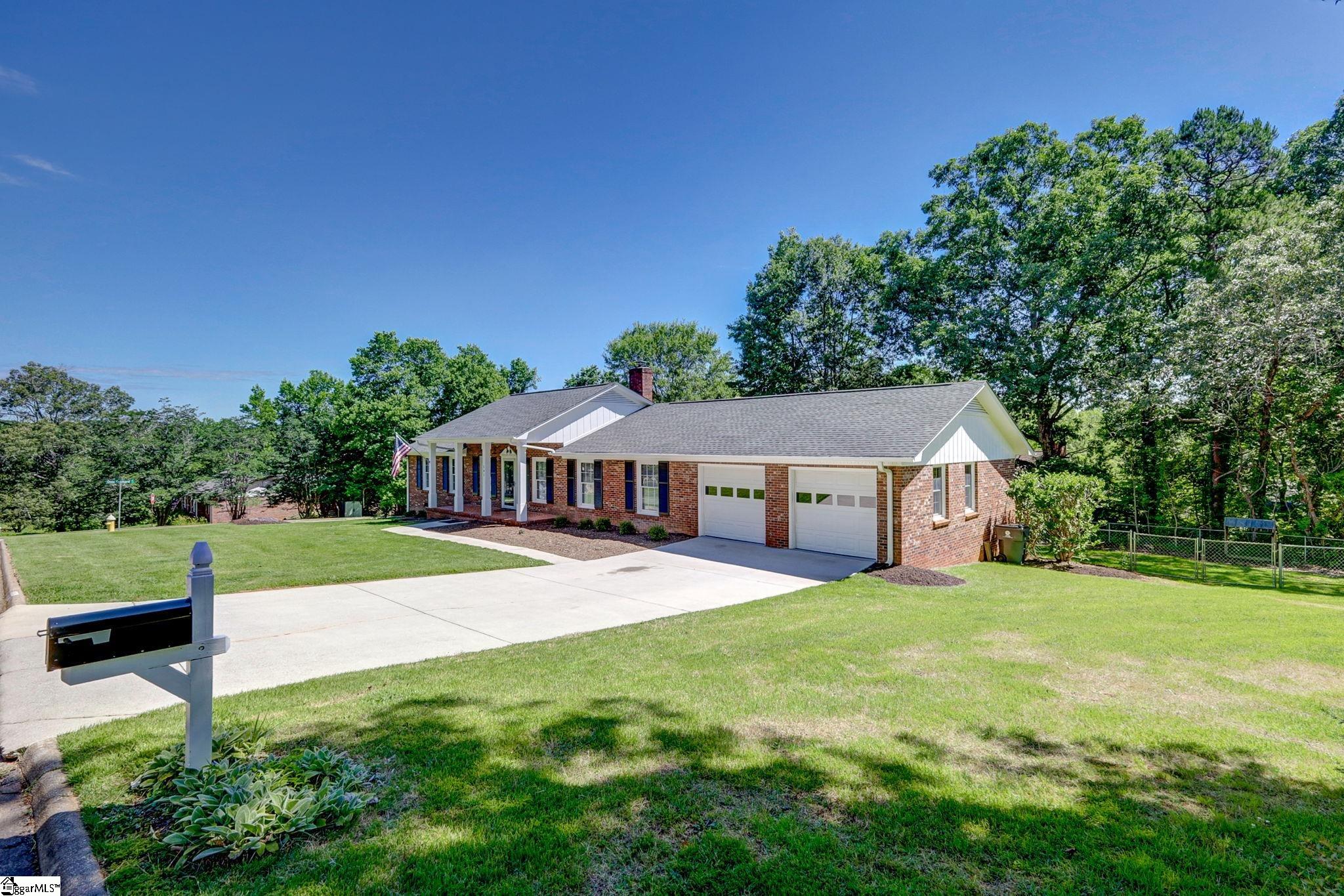 101 Hitching Post Lane