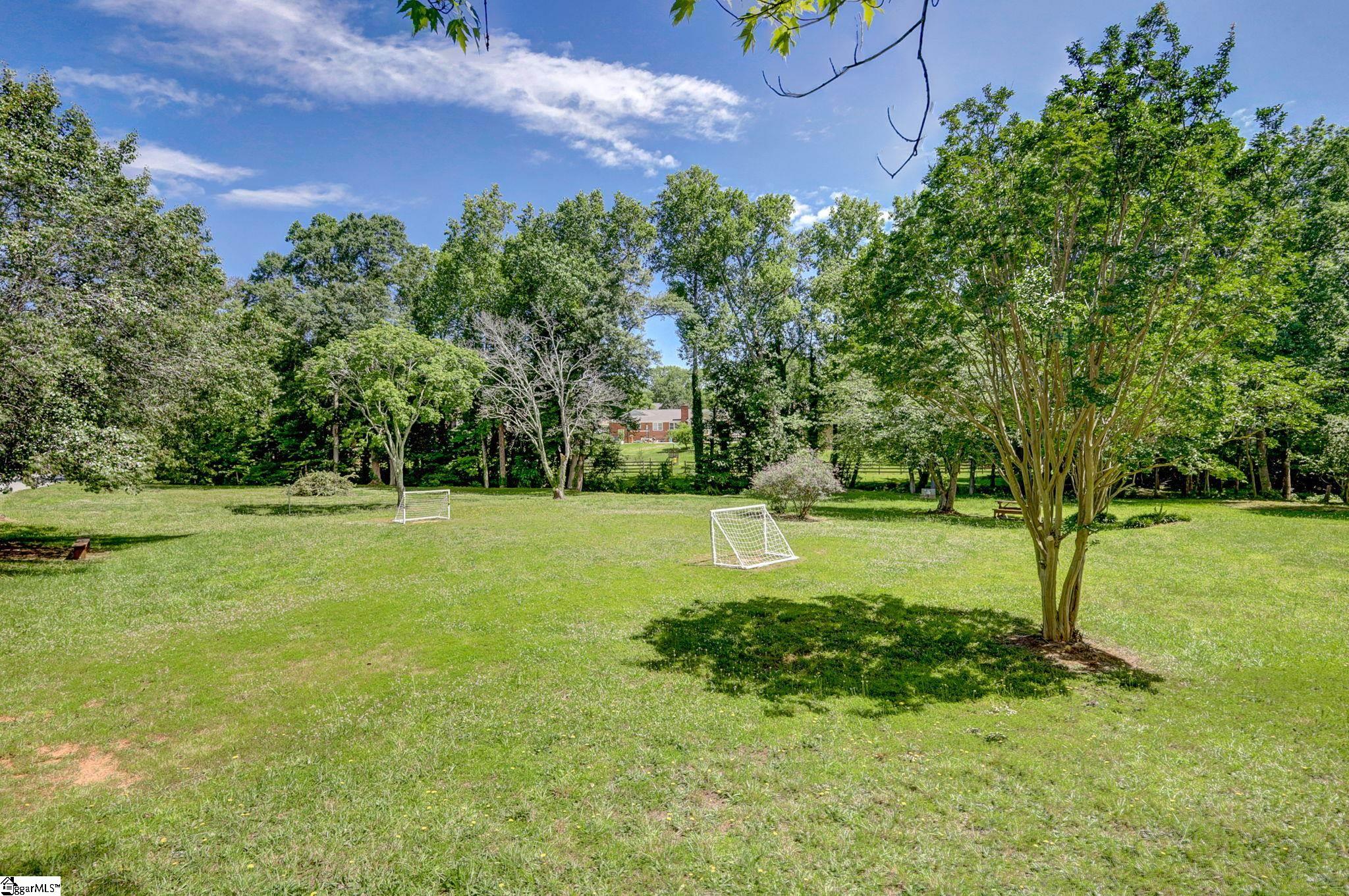 101 Hitching Post Lane