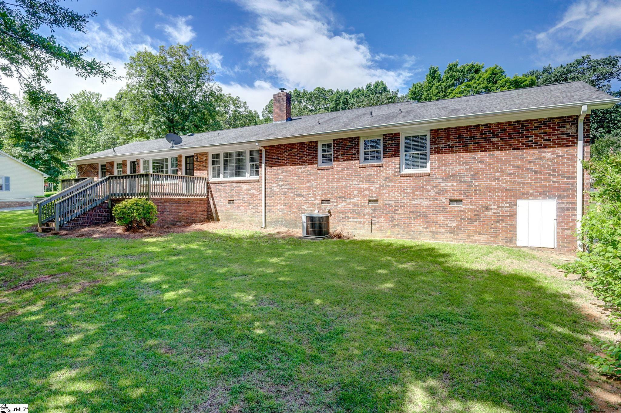 101 Hitching Post Lane