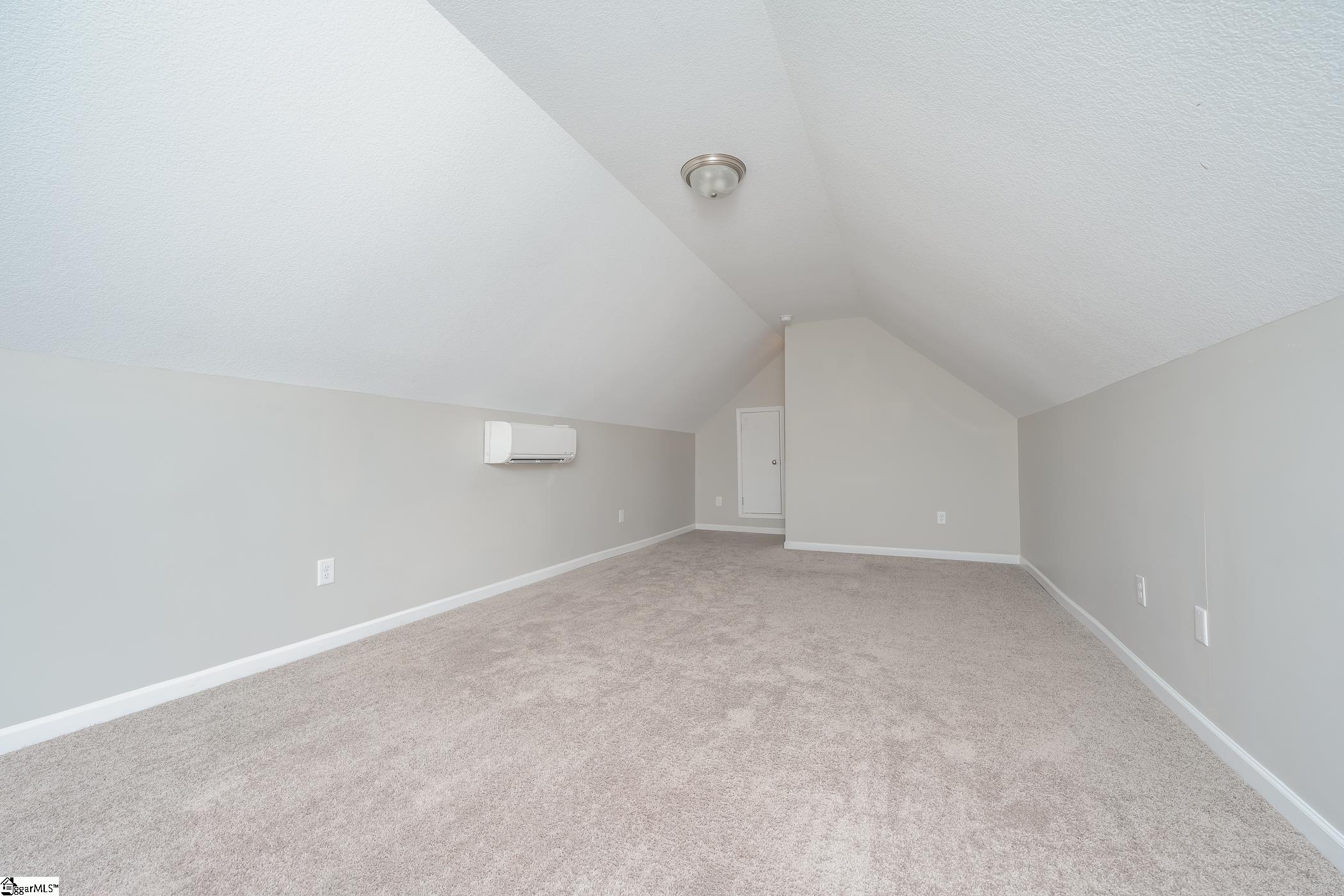 10 Lockeland Park Drive