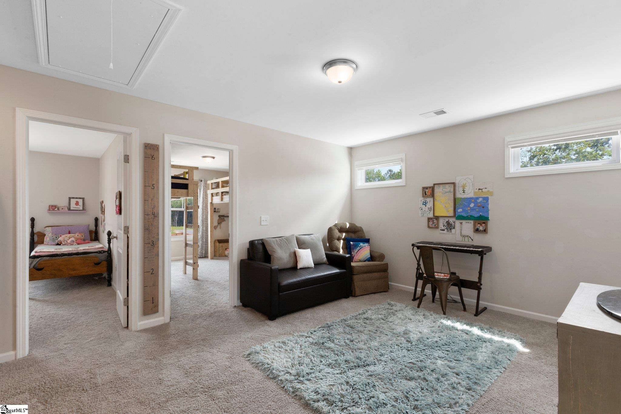 101 Bruinen Drive