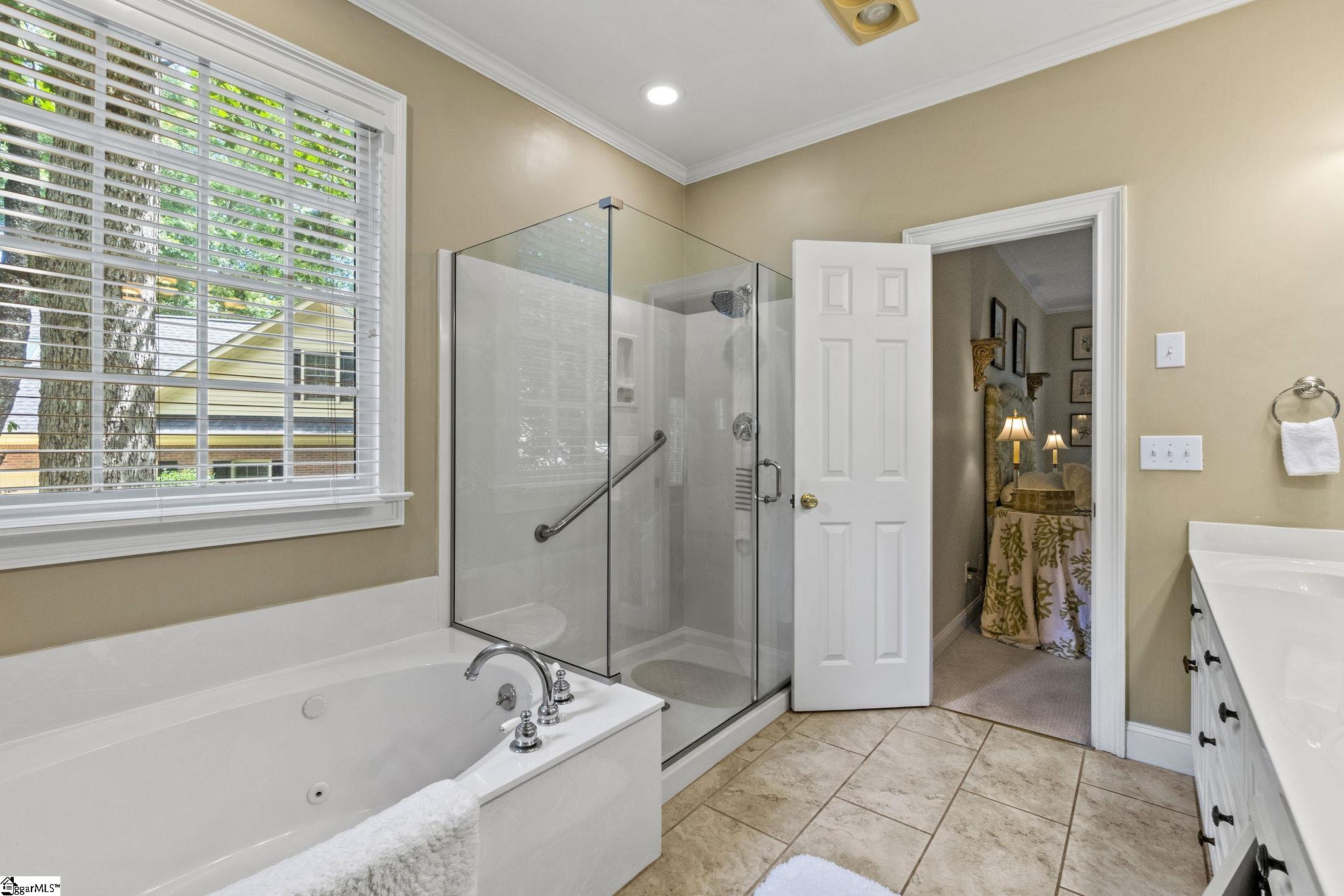 206 Walnut Trace Court