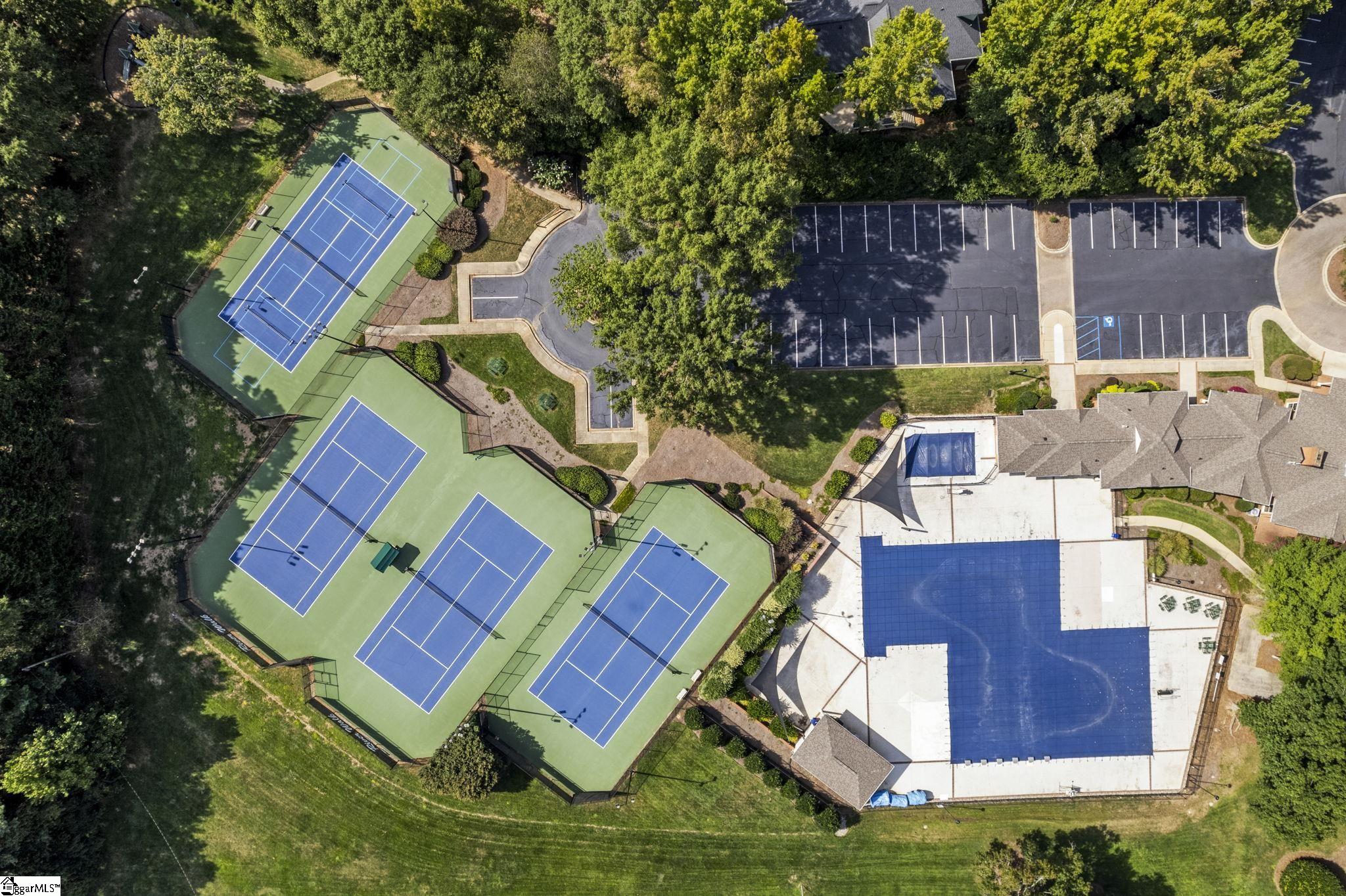 206 Walnut Trace Court