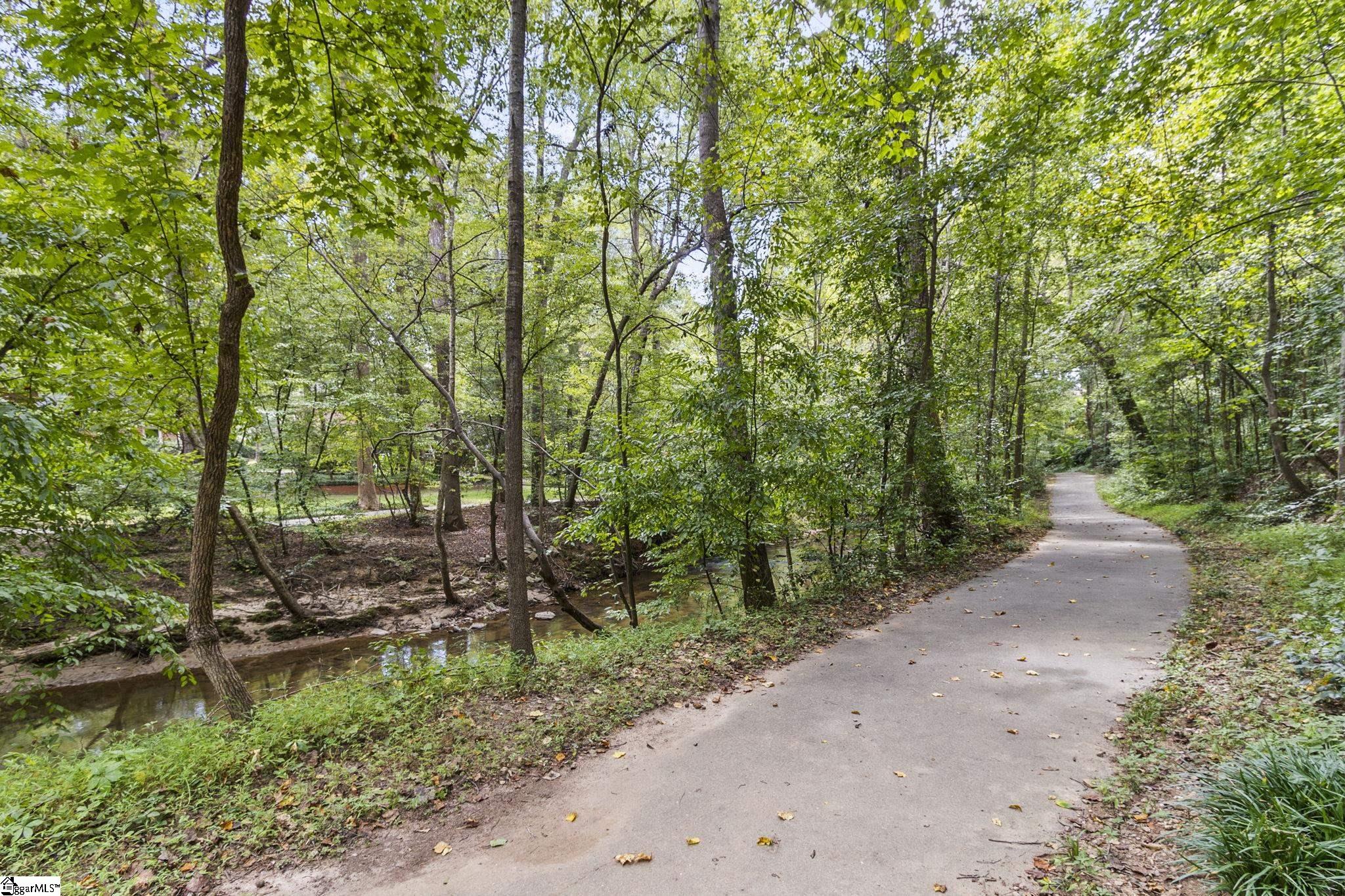 206 Walnut Trace Court