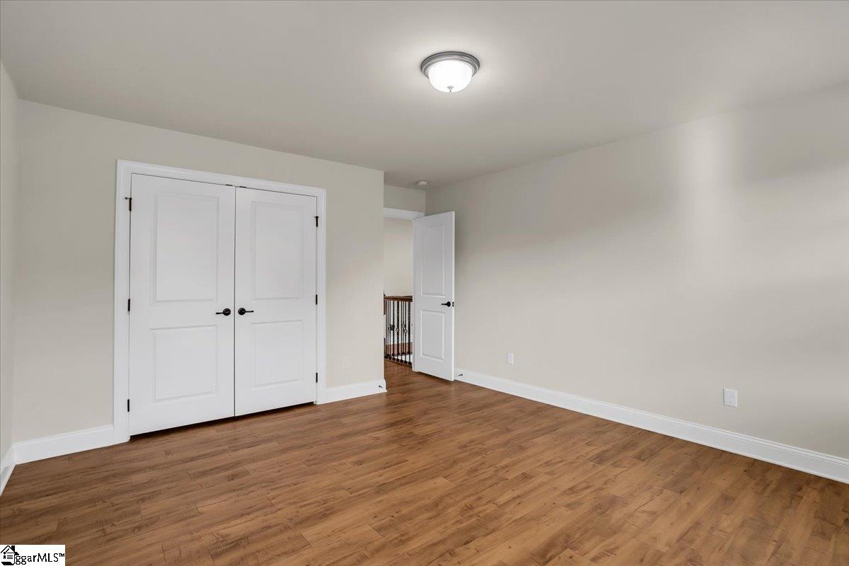 11 Clifton Grove Way