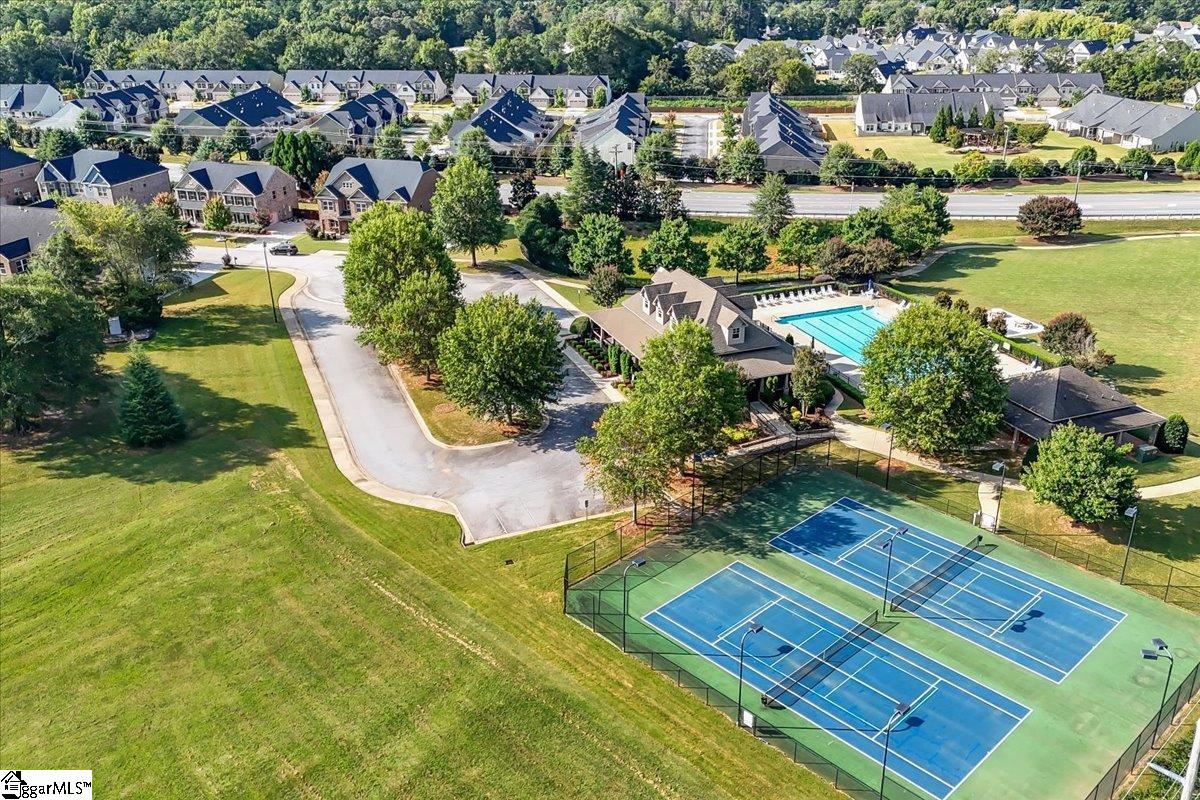 11 Clifton Grove Way