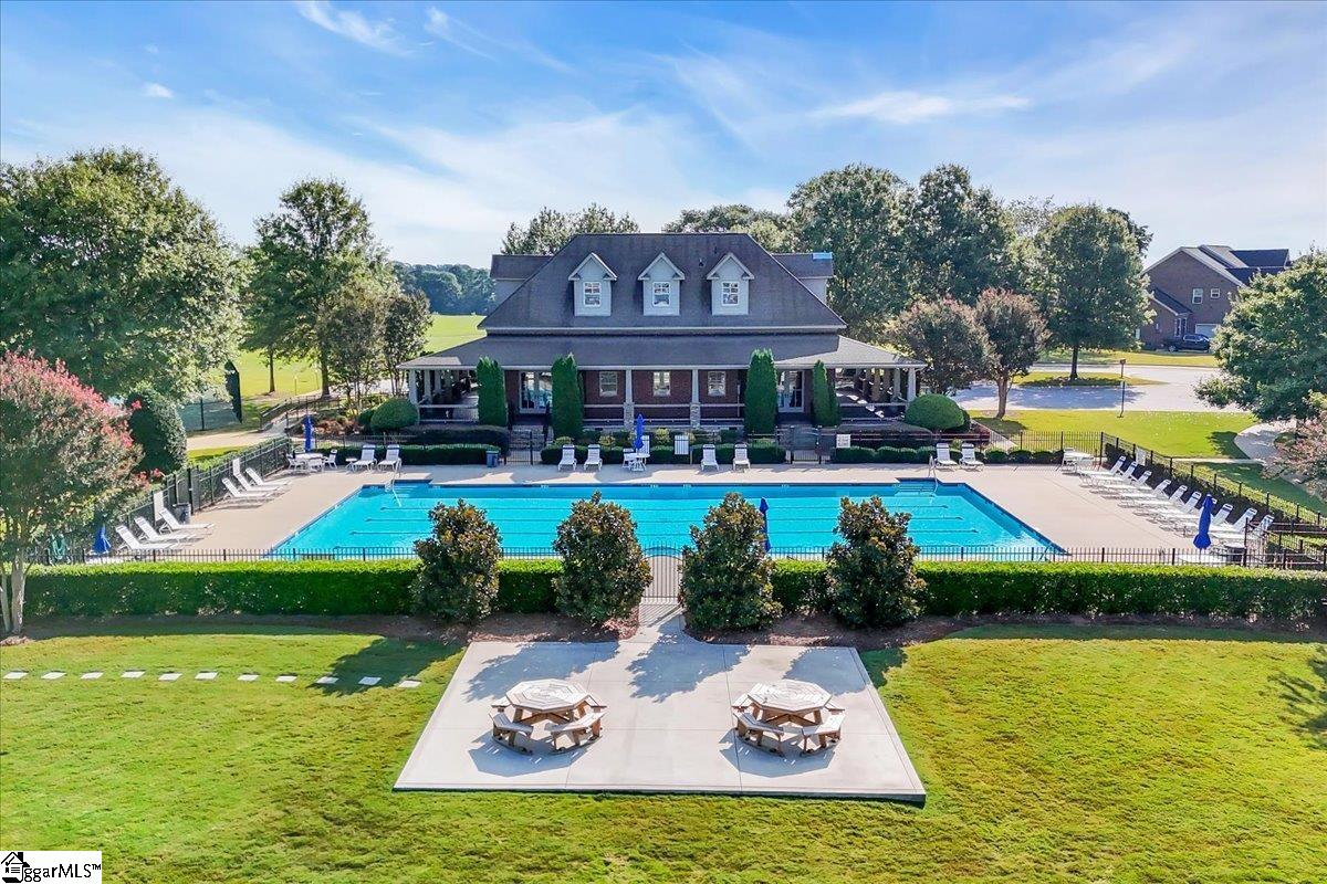 11 Clifton Grove Way