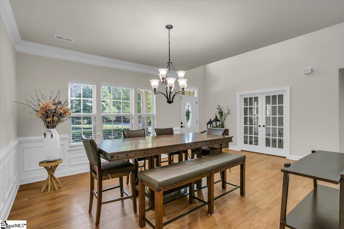 11 Clifton Grove Way