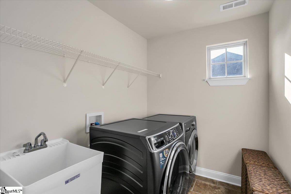 11 Clifton Grove Way