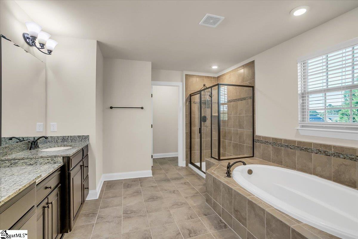 11 Clifton Grove Way