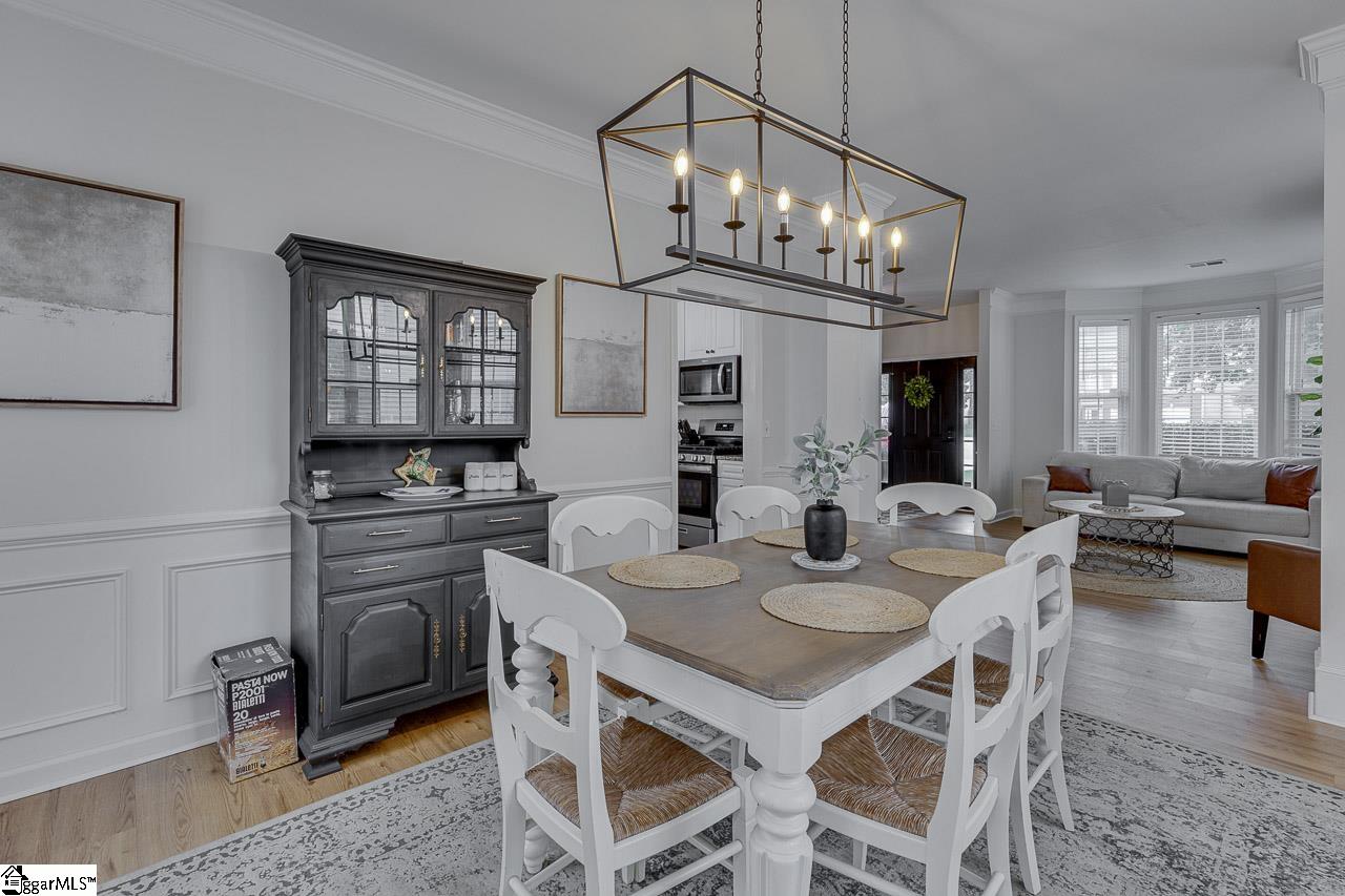 18 Shadowrock Court