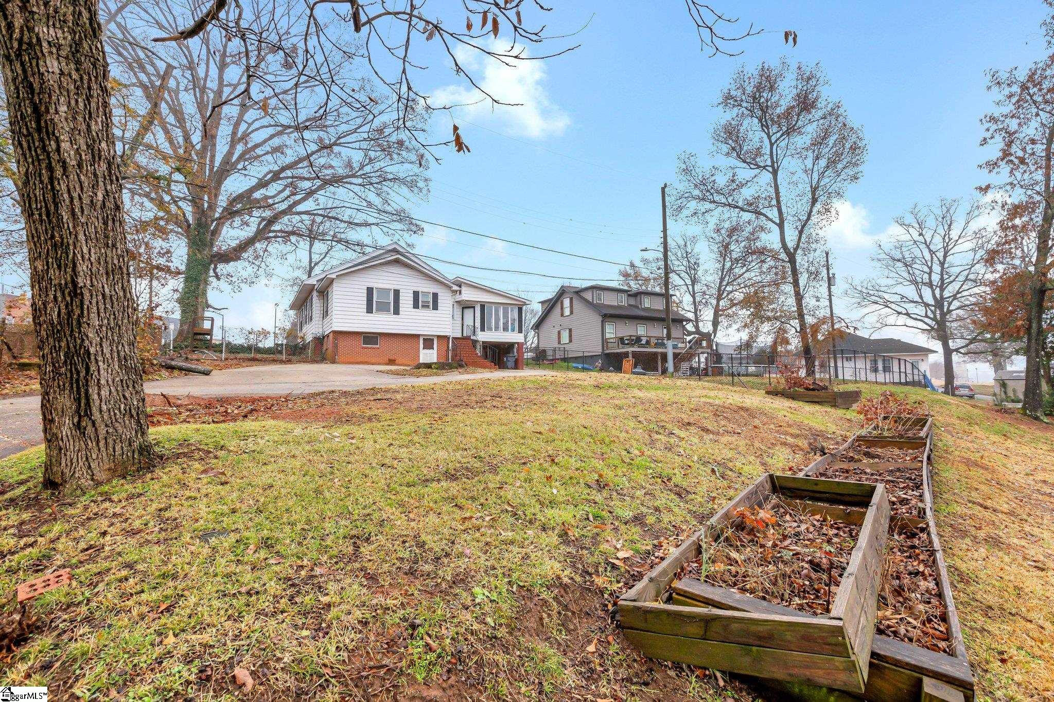 1 Spartanburg Road