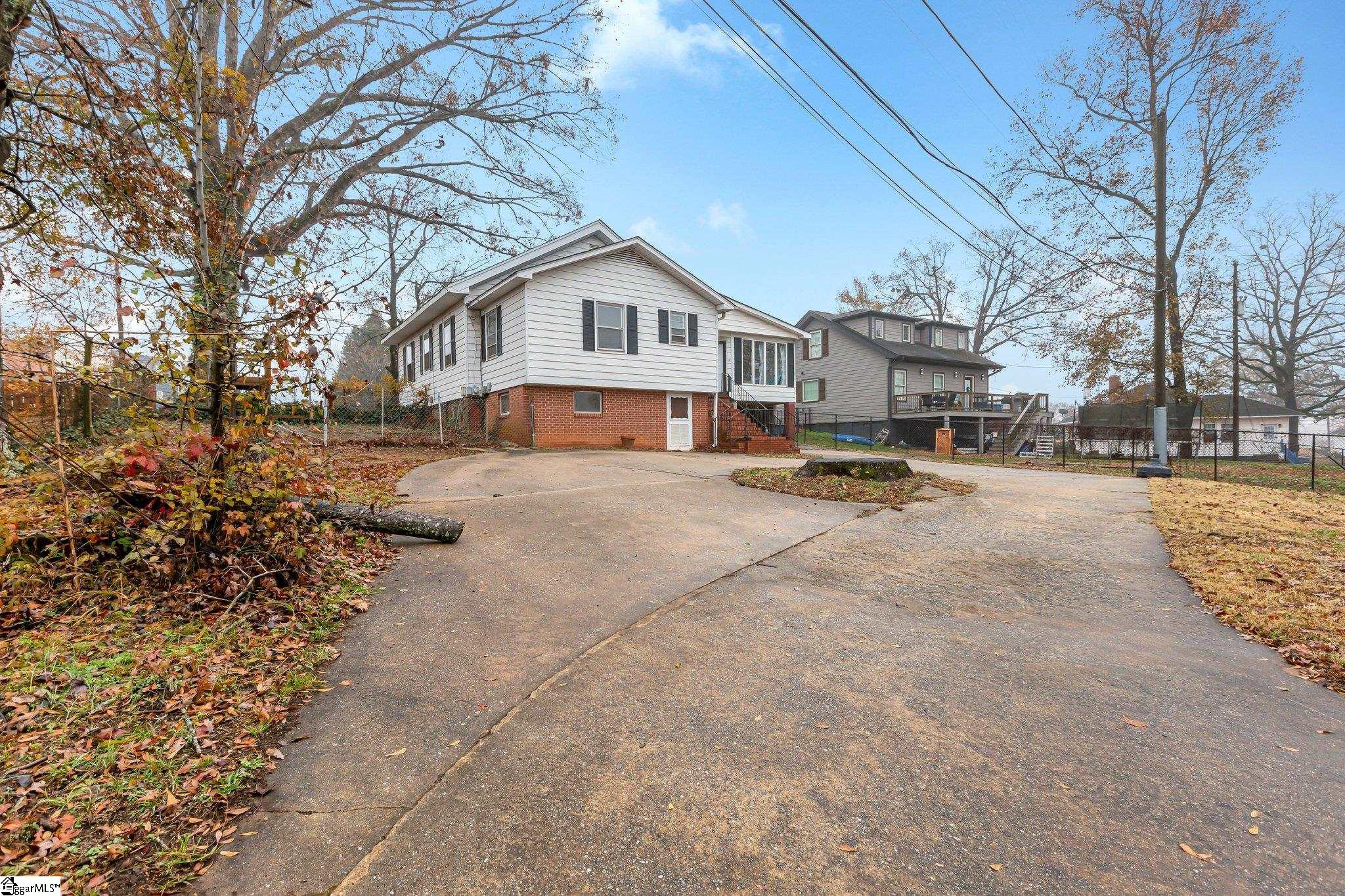 1 Spartanburg Road