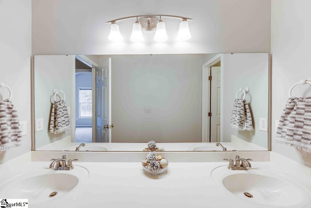 33 Poplar Springs Drive