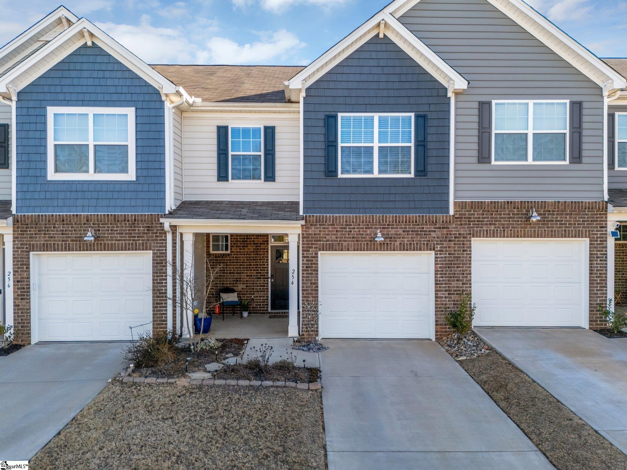 254 E Compass Way