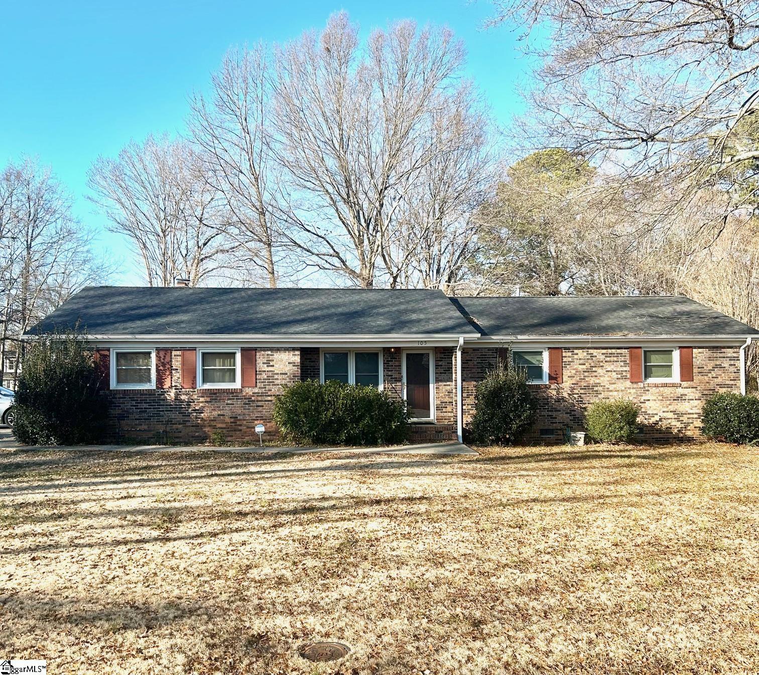 105 Eastview Circle