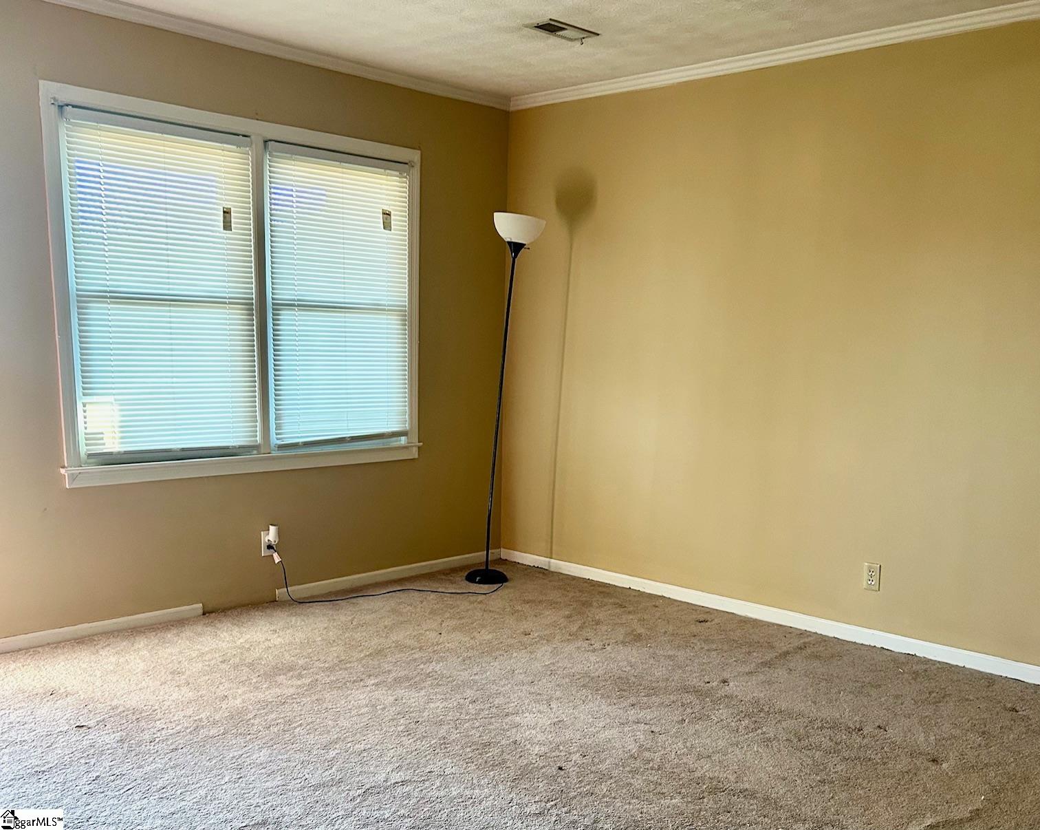 105 Eastview Circle