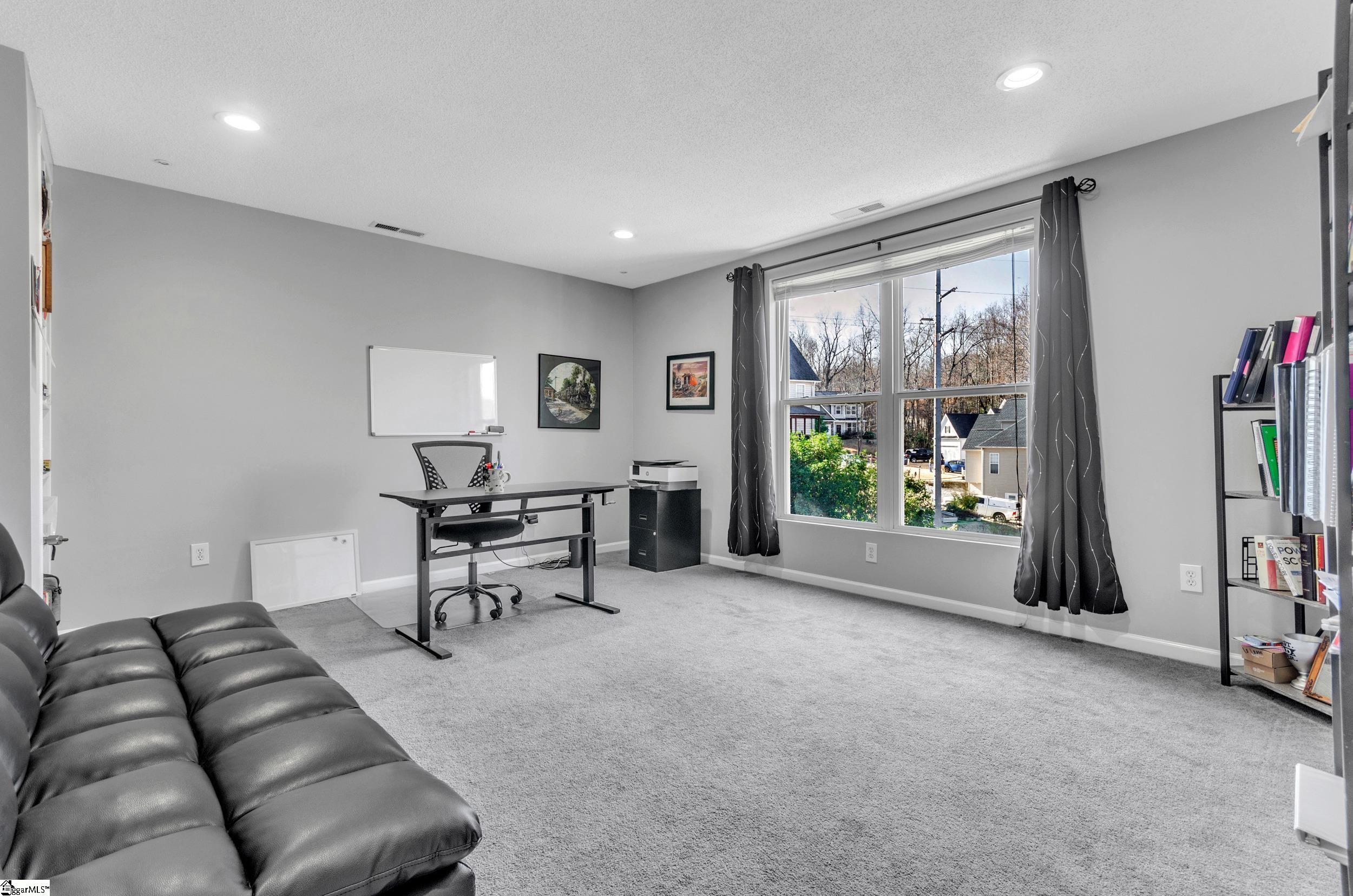 6 Lemington Court