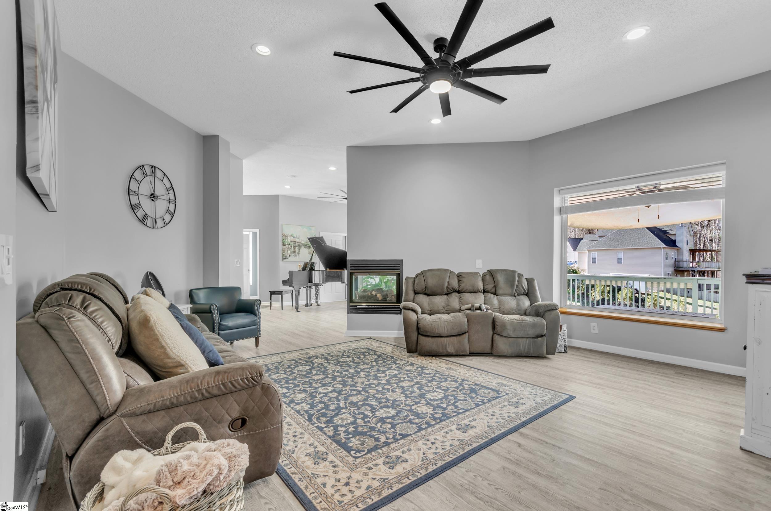 6 Lemington Court