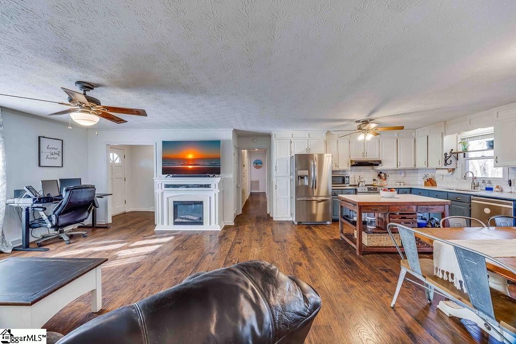 118 Sherman Court